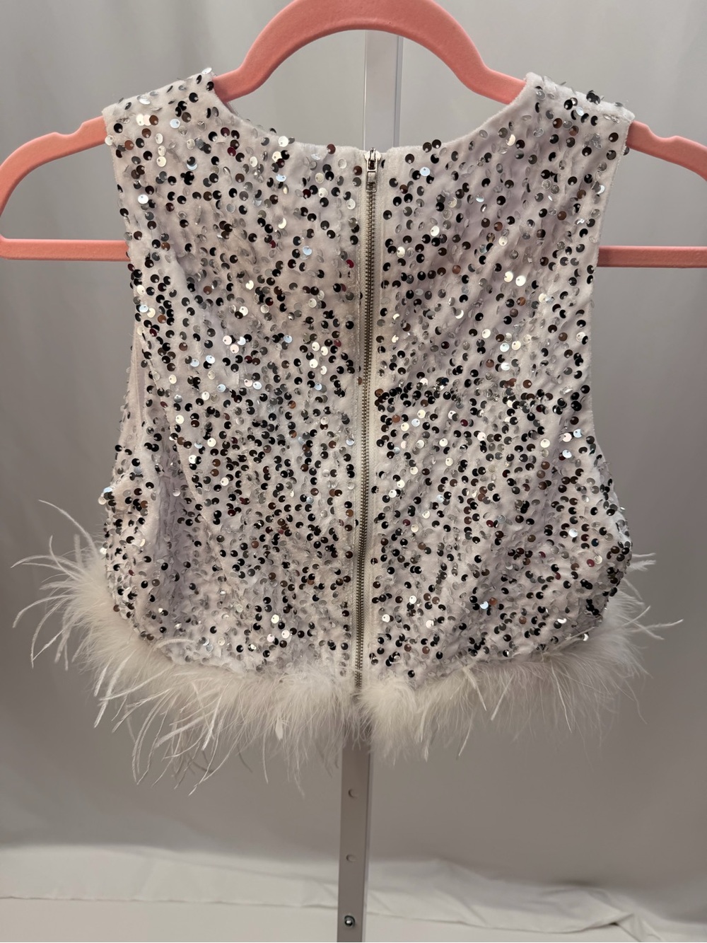 NWT Cloud Ten White Sequin Feather Trim Crop Top Party Night Out - Picture 2 of 3